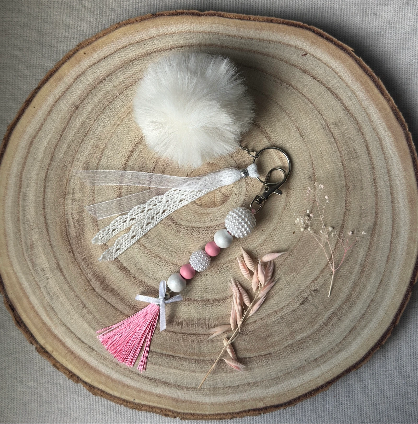 Porte-clés 2-en-1 artisanal – Rose & Blanc